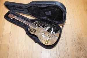 resonator guitar