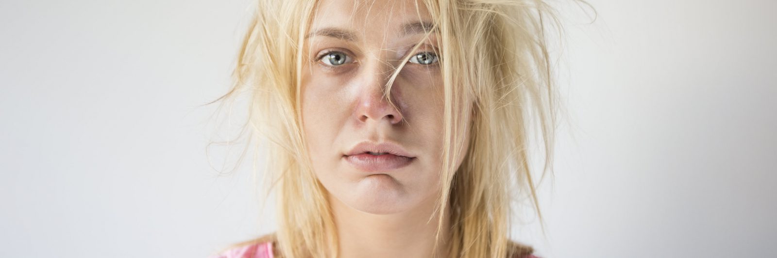 woman with frizzy hair